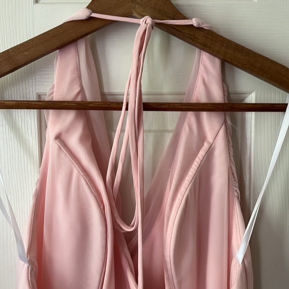 Jim Hjelm Occasions • Chiffon Formal Bridal Halter Gown in Pale Pink • Size 6 - Picture 8 of 16